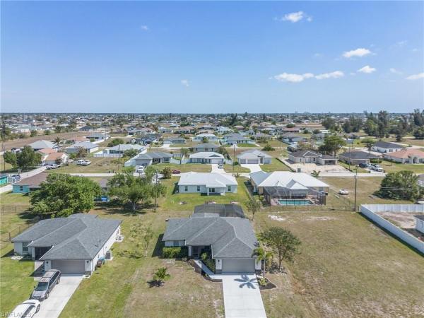 Cape Coral Residential, 1825 3rd Ave, Cape Coral, Florida 33993, image 1