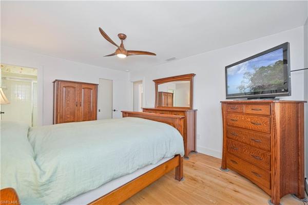Bay Harbor Club, 3390 Key Dr #6, North Fort Myers, Florida 33903, image 2