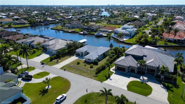 Cape Coral Residential, 2810 25th St, Cape Coral, Florida 33914, image 2