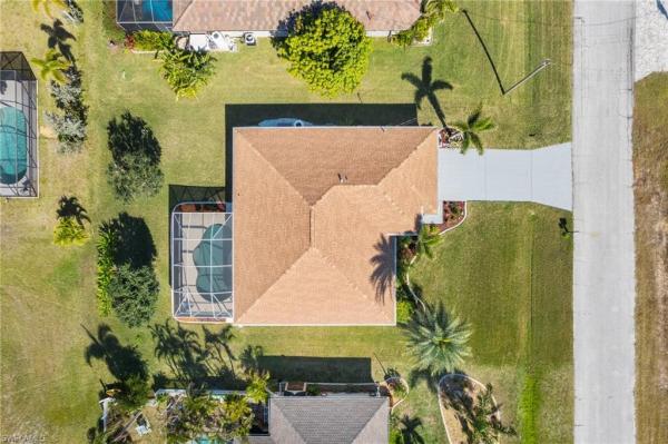 Cape Coral Residential, 422 37th Ave, Cape Coral, Florida 33993, image 1