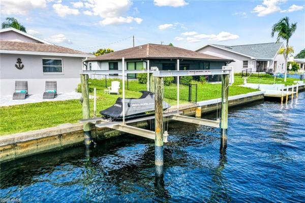 North Fort Myers No HOA, 7179 Reymoor Dr, North Fort Myers, Florida 33917, image 2