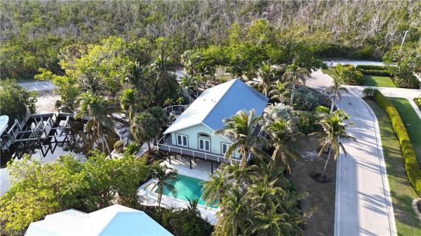 Sanibel Harbours, 1307 Isabel Dr, Sanibel, Florida 33957, image 1