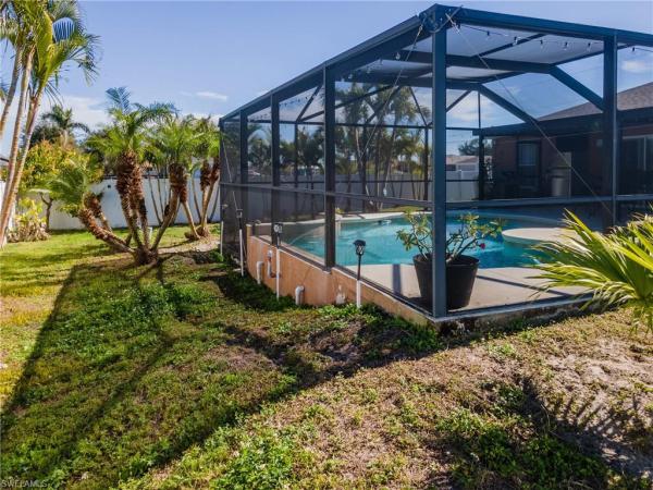 Cape Coral Residential, 1105 12th Ter, Cape Coral, Florida 33993, image 3