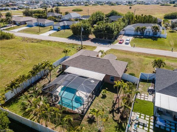 Cape Coral Residential, 1105 12th Ter, Cape Coral, Florida 33993, image 2