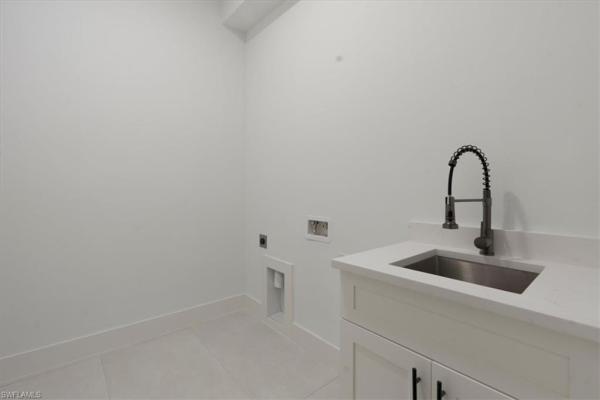Cape Coral Residential, 2724 4th Ln, Cape Coral, Florida 33991, image 1
