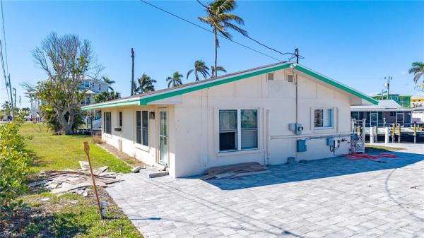 Island Harbors, 2816 Janet St, Matlacha, Florida 33993, image 1