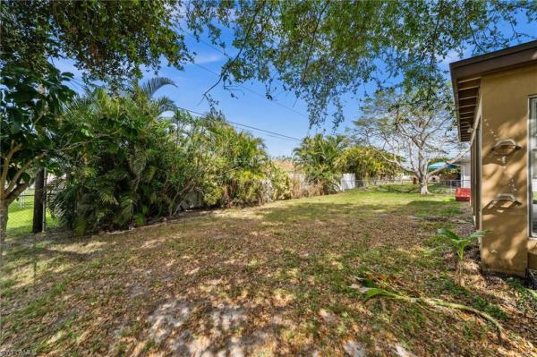 Cape Coral Residential, 1621 21st Ter, Cape Coral, Florida 33990, image 3