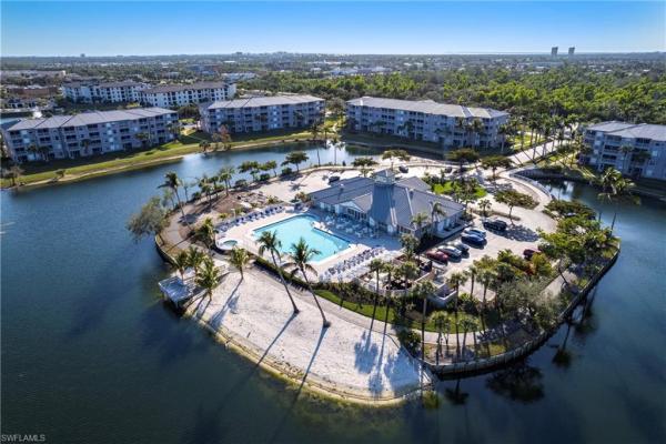 Heritage Pointe, 16605 Lake Circle Dr #313, Fort Myers, Florida 33908, image 3