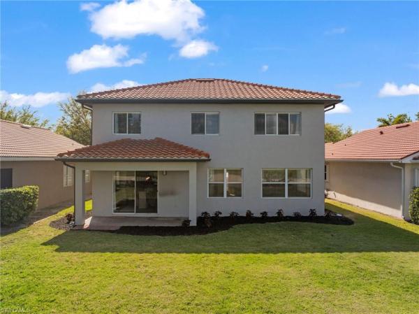 Valencia Country Club, 2104 Par Dr, Naples, Florida 34120, image 2