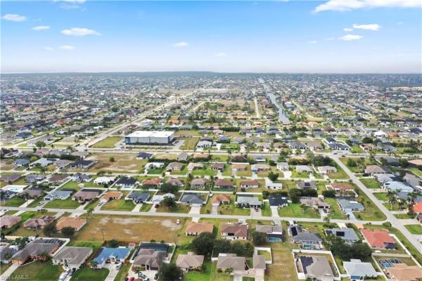 Cape Coral Residential, 4111 15th Pl, Cape Coral, Florida 33914, image 2