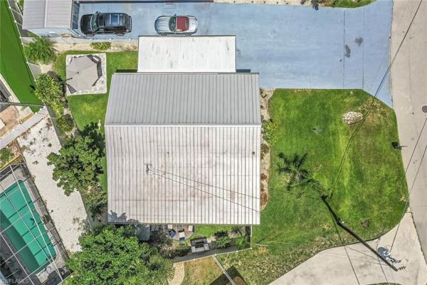 Naples Park, 814 N 107th Ave, Naples, Florida 34108, image 1