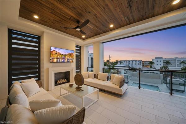 Olde Naples, 82 S 9th St #303, Naples, Florida 34102, image 1