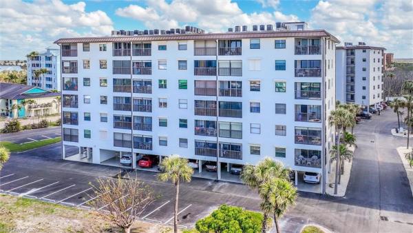 Estero Cove, 6897 Estero Blvd #125, Fort Myers Beach, Florida 33931, image 2