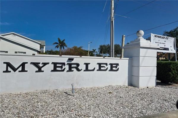Myerlee Golfside East, 6942 Edgewater Cir, Fort Myers, Florida 33919, image 3