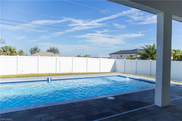 Cape Coral, 2217 15th Ter, Cape Coral, Florida 33909, image 2