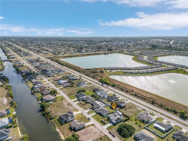 Cape Coral Residential, 1110 8th Ter, Cape Coral, Florida 33993, image 2