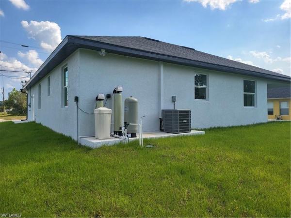 Cape Coral Residential, 2815 Van Buren Pkwy, Cape Coral, Florida 33993, image 3