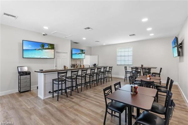Brittany Place, 1118 Dorchester Ct, Naples, Florida 34104, image 1