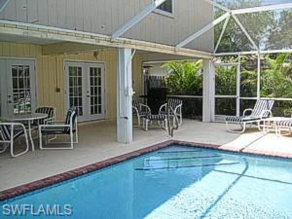 Lynns Highland Park, 149 Washington Ave, Fort Myers Beach, Florida 33931, image 2