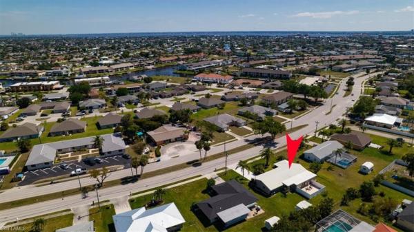 Cape Coral Residential, 3724 Country Club Blvd, Cape Coral, Florida 33904, image 3