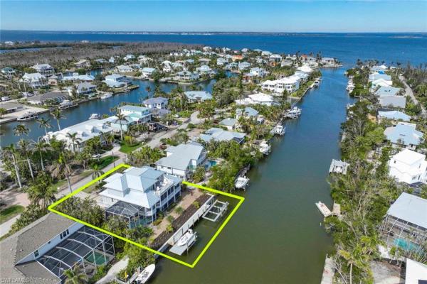 Water Shadows, 1656 Hibiscus Dr, Sanibel, Florida 33957, image 1