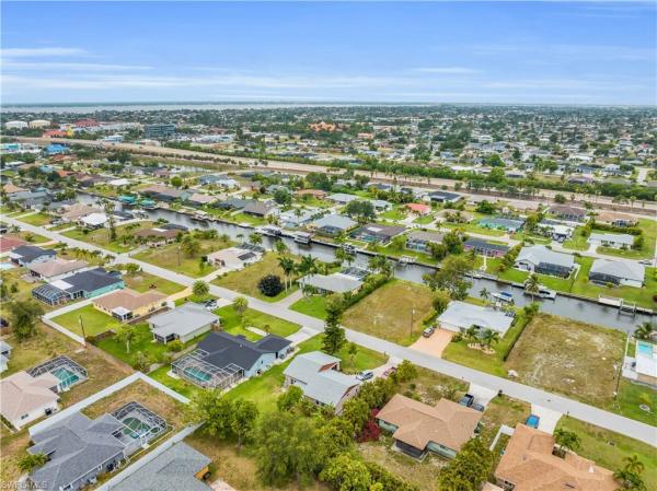 Cape Coral Residential, 1316 23rd St, Cape Coral, Florida 33990, image 3