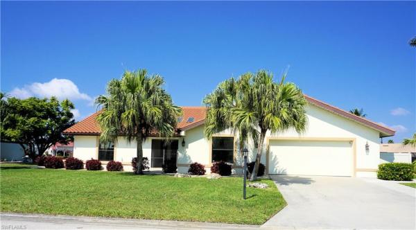 Town & River, 6909 Wittman Dr, Fort Myers, Florida 33919, image 1