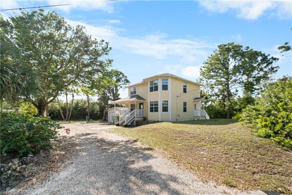 Lehigh Acres, 1609 Lee Ave, Lehigh Acres, Florida 33972, image 1