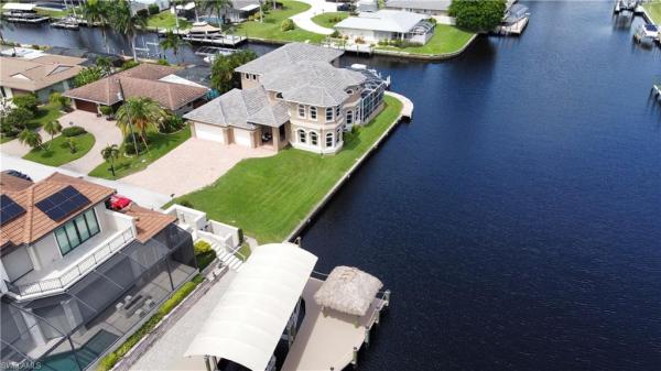 Yacht Club Colony, 2347 Club House Rd, North Fort Myers, Florida 33917, image 2