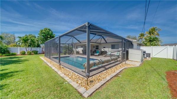 Cape Coral, 2008 Bolado Pkwy, Cape Coral, Florida 33990, image 1