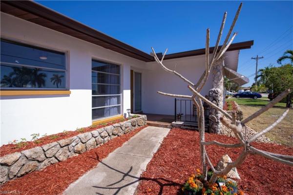 Cape Coral Residential, 4044 Country Club Blvd, Cape Coral, Florida 33904, image 3