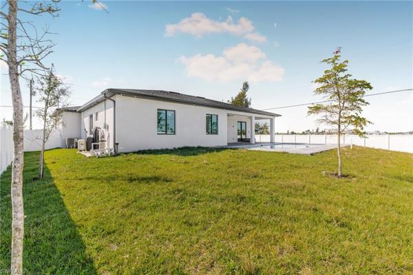 Cape Coral Residential, 2817 12th Ln, Cape Coral, Florida 33993, image 3