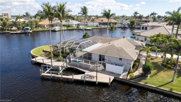 Cape Coral Residential, 1737 43rd St, Cape Coral, Florida 33904, image 2