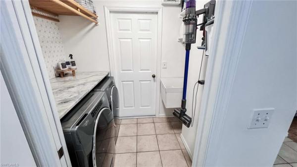 Mirror Lakes, 205 Mossrosse St, Fort Myers, Florida 33913, image 1