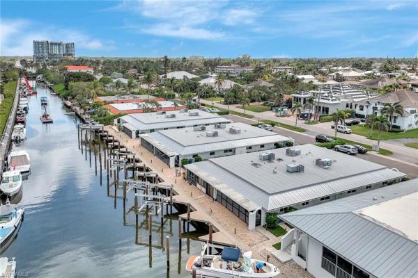 Granada At Oyster Bay, 1405 Curlew Ave #3, Naples, Florida 34102, image 3
