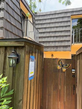 Parkwoods, 4029 Sandlewood Ln #2, Fort Myers, Florida 33907, image 2