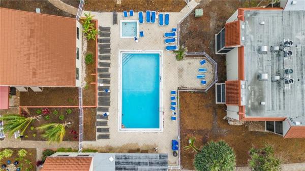 Sanibel Moorings, 845 Gulf Dr #212, Sanibel, Florida 33957, image 2