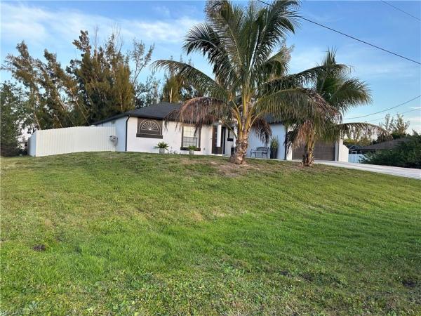Cape Coral Residential, 1129 27th Ave, Cape Coral, Florida 33993, image 1