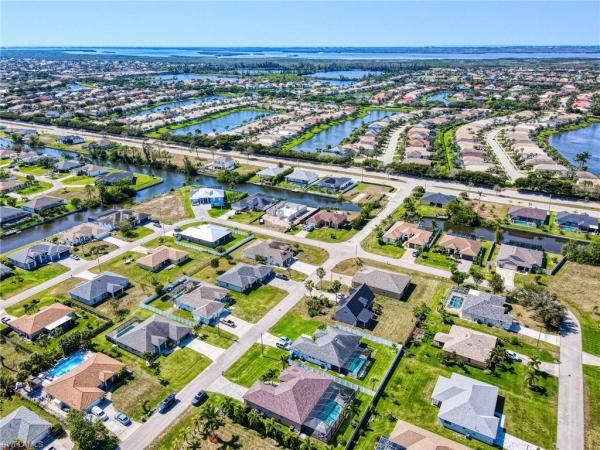 Cape Coral Residential, 2313 18th Ter, Cape Coral, Florida 33991, image 2