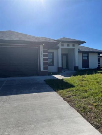 Lehigh Acres Residential, 2823 SW 21st St, Lehigh Acres, Florida 33976, image 1