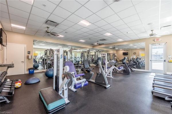 5865 Trailwinds Dr #621, Fort Myers, Florida 33907, image 1