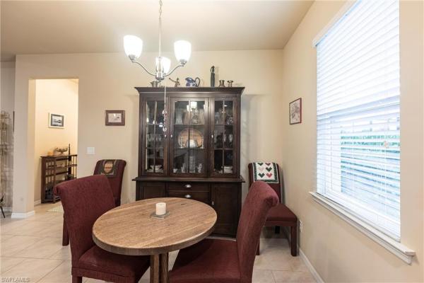 3000 Sunset Pointe Cir, Cape Coral, Florida 33914, image 2