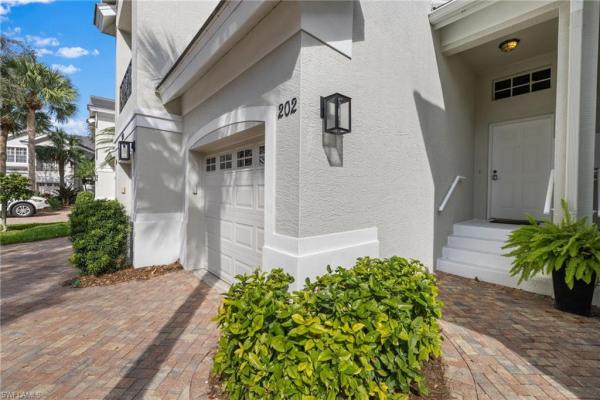 Middleburg At Stonebridge, 2150 Aberdeen Ln #7, Naples, Florida 34109, image 1