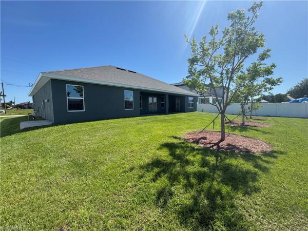 Cape Coral Residential, 2101 4th Trce, Cape Coral, Florida 33993, image 3