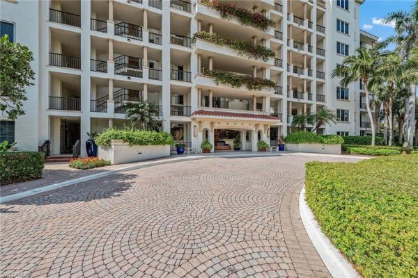 Mansion La Palma At Bay Colony, 8720 Bay Colony Dr #104, Naples, Florida 34108, image 1