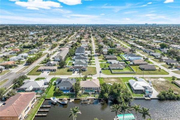 Cape Coral Residential, 111 35th Ter, Cape Coral, Florida 33914, image 1