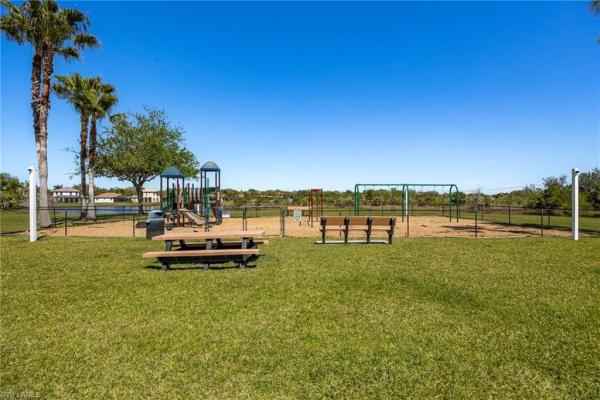 Daniels Preserve, 11939 Country Day Cir, Fort Myers, Florida 33913, image 2