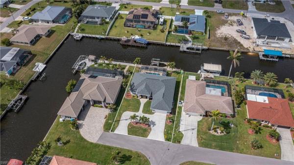 Cape Coral Residential, 1518 11th Pl, Cape Coral, Florida 33990, image 3