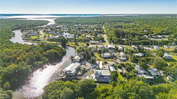 Plantation Island, 11 Spoonbill Ave, Everglades City, Florida 34139, image 1