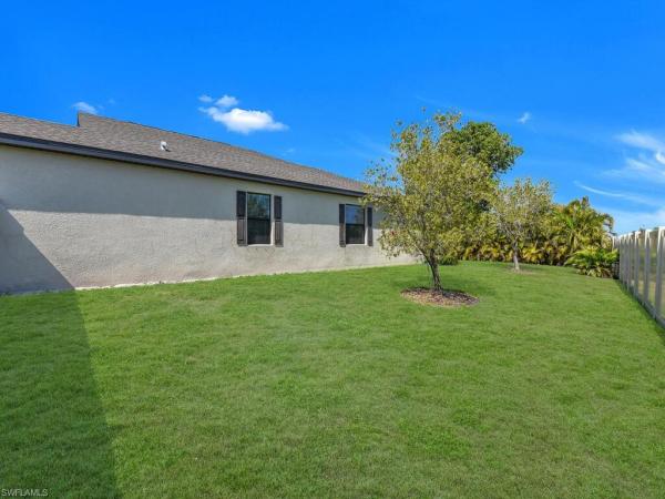 Cape Coral Residential, 821 17th St, Cape Coral, Florida 33991, image 3